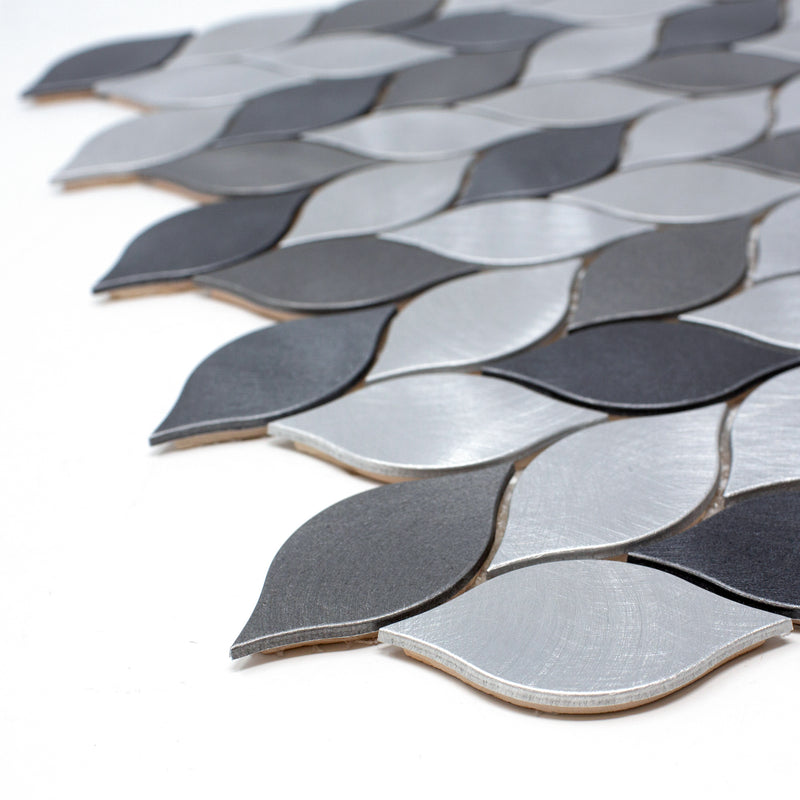 Silvleaf 12.21 in. x 13.39 in. Geometric Matte Aluminum Mosaic Tile